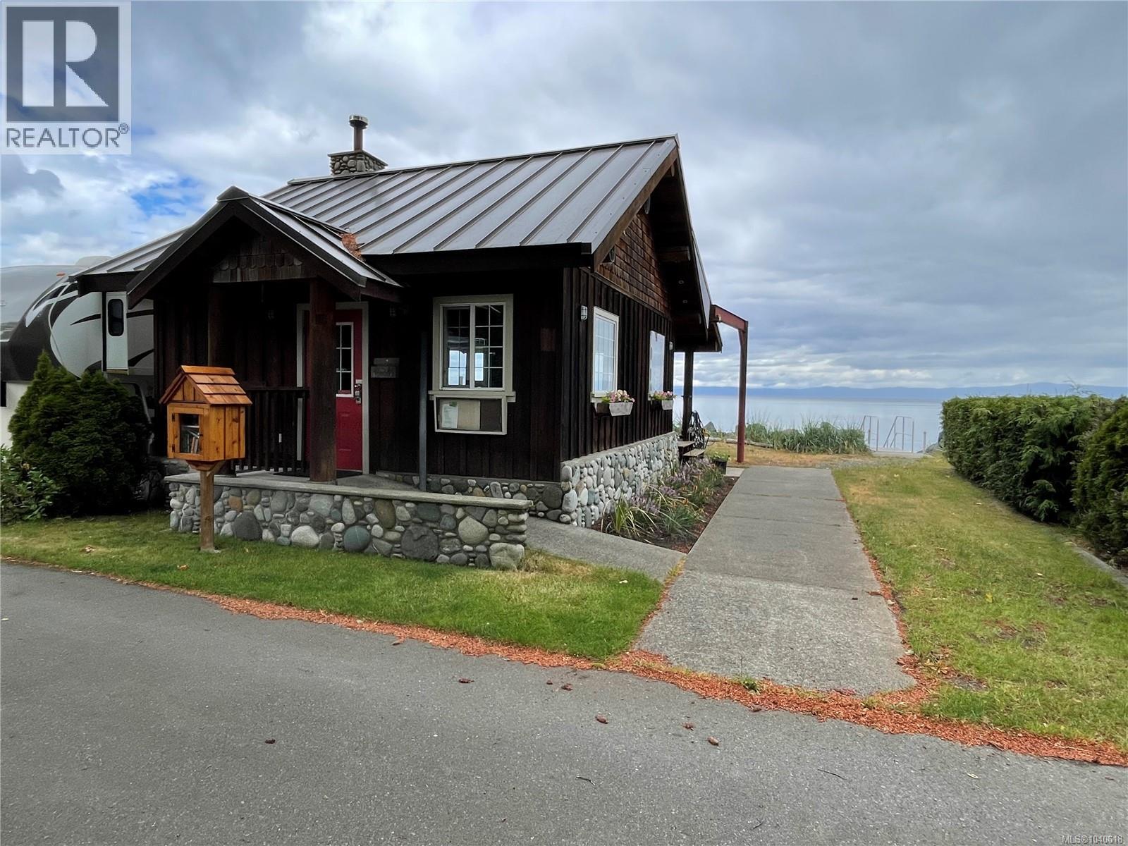 24 6050 Island Hwy Property Photo 21