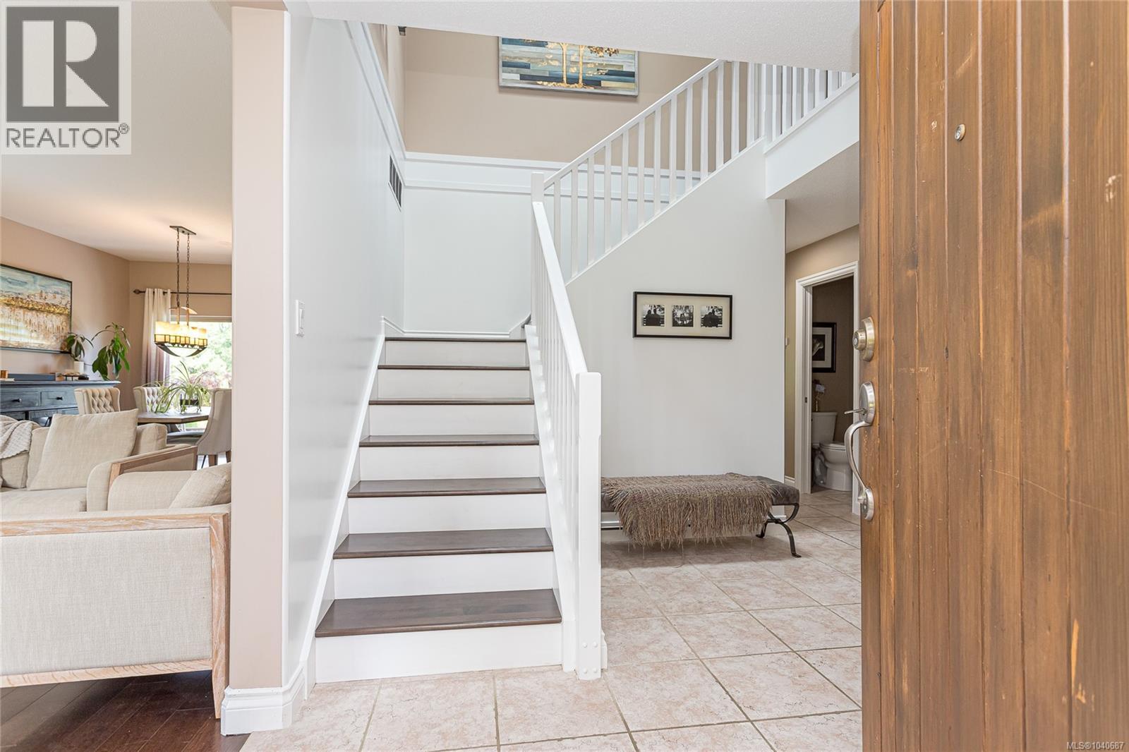 1191 Rosemount Close Property Photo 17