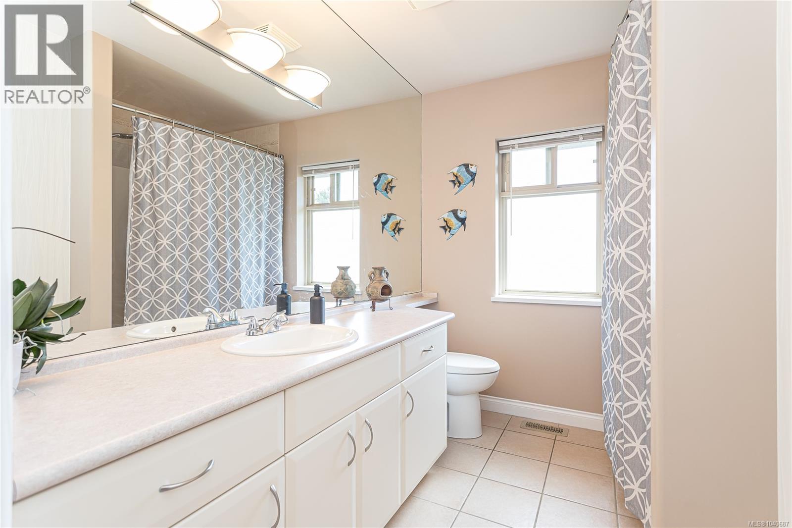 1191 Rosemount Close Property Photo 25