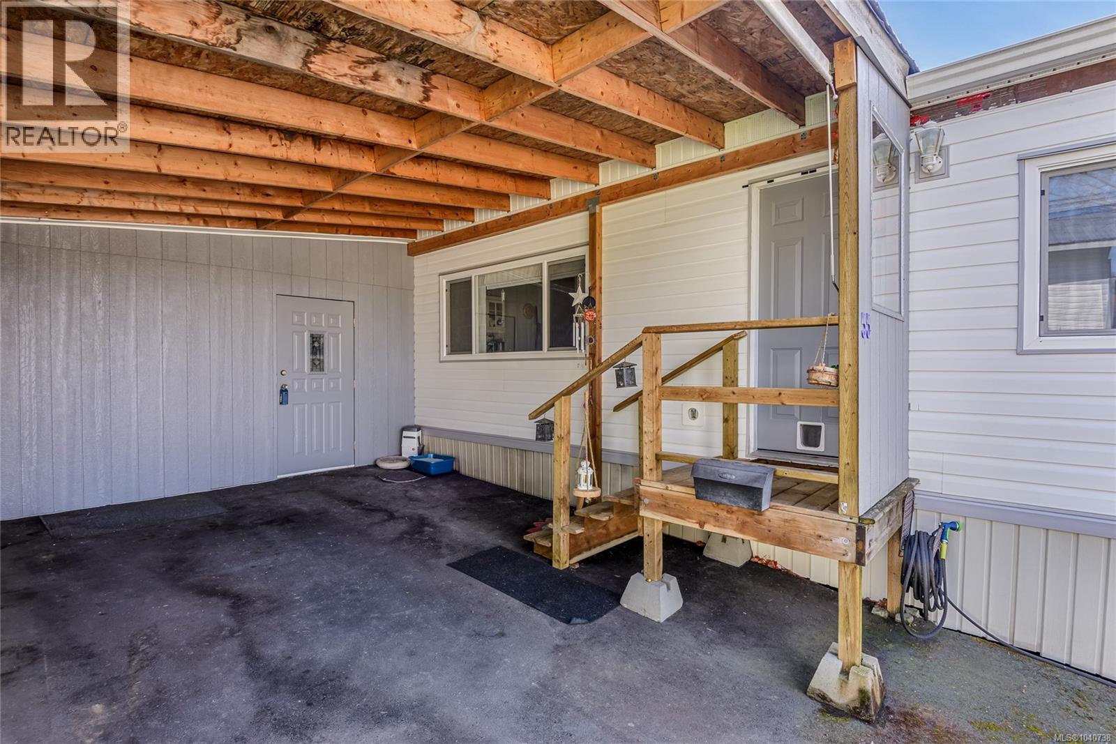 55 1160 Shellbourne Blvd Property Photo 17