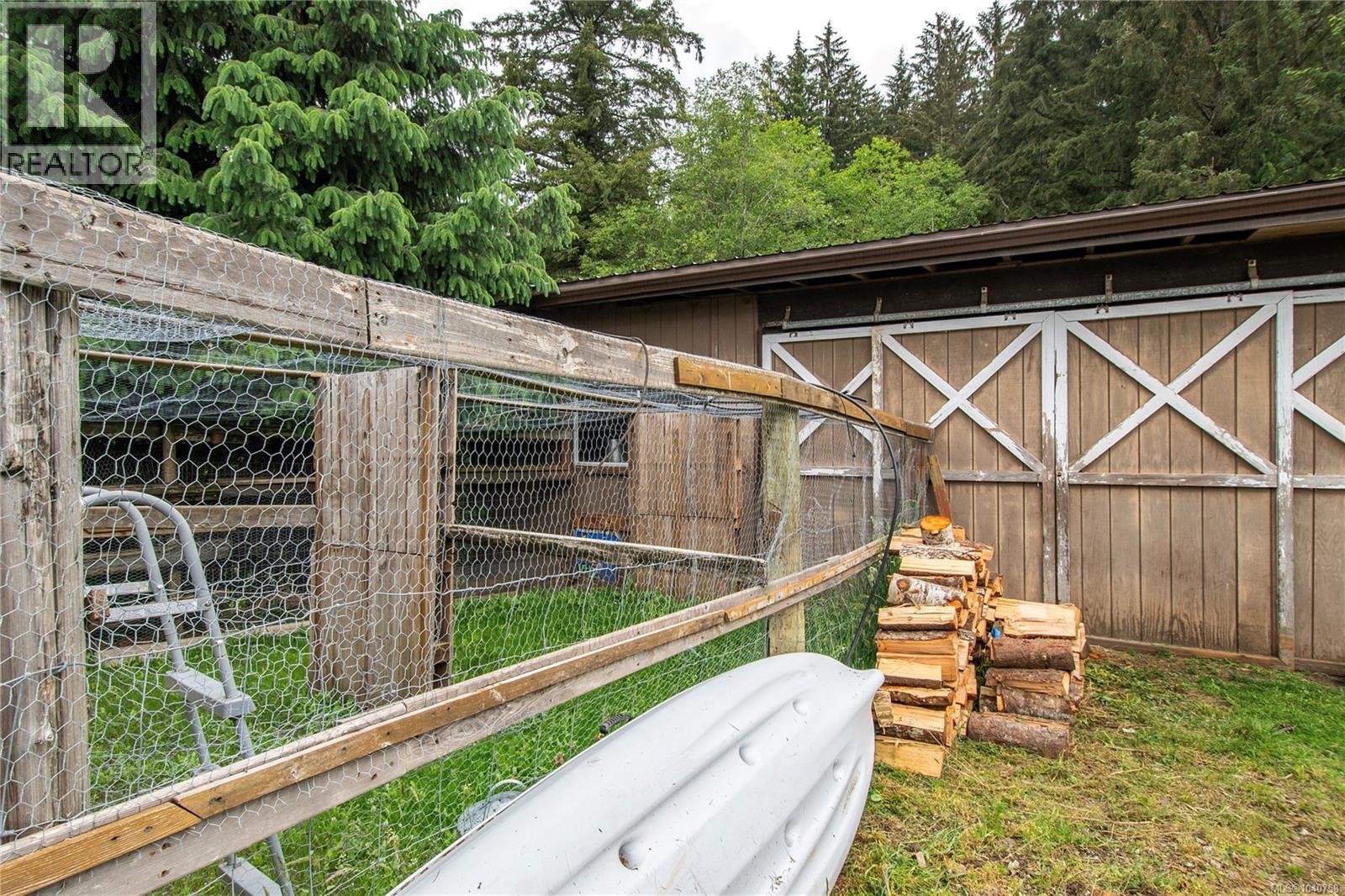 870 Sayward Rd Property Photo 54