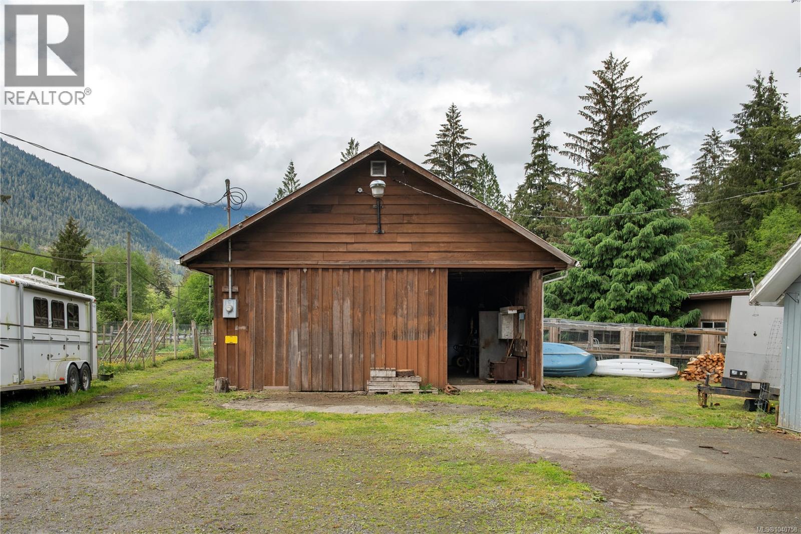 870 Sayward Rd Property Photo 60