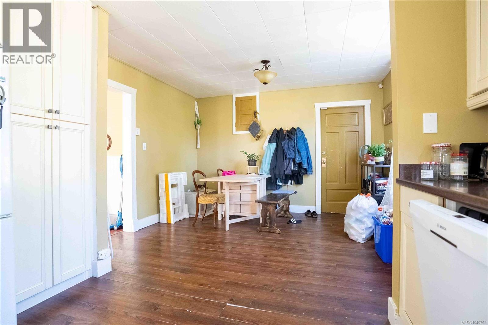 2329 Dowler Pl Property Photo 7
