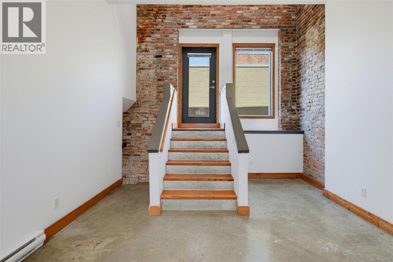 209 588 Pandora Ave Property Photo 16