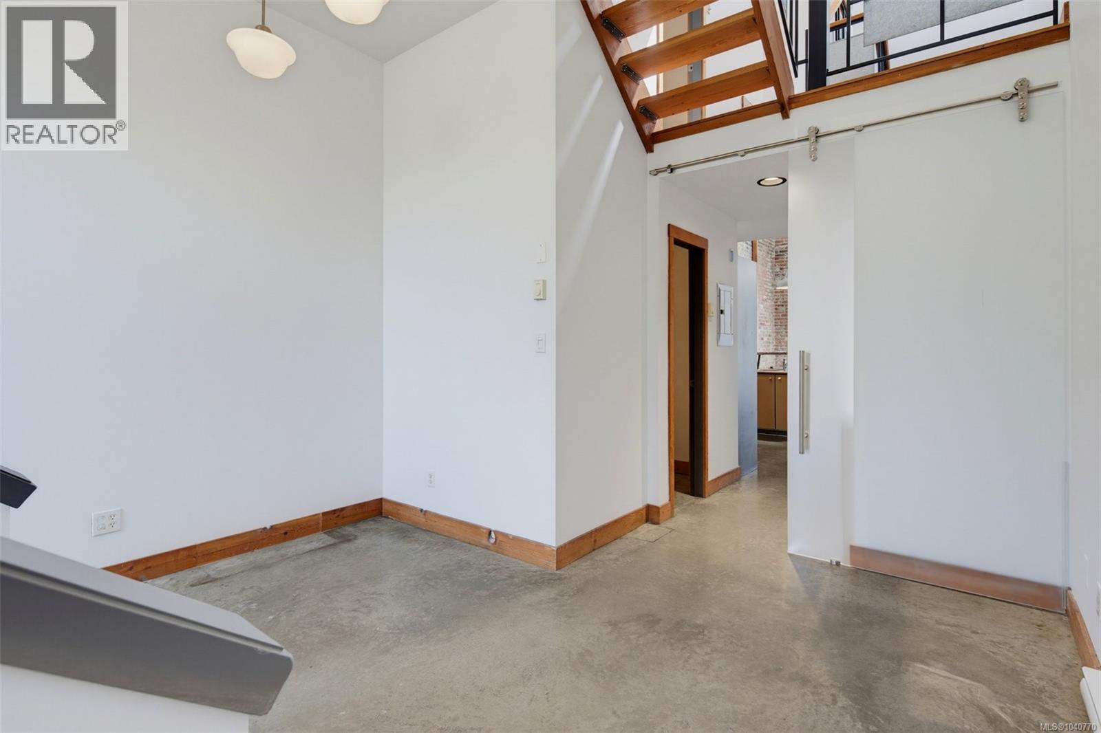 209 588 Pandora Ave Property Photo 20