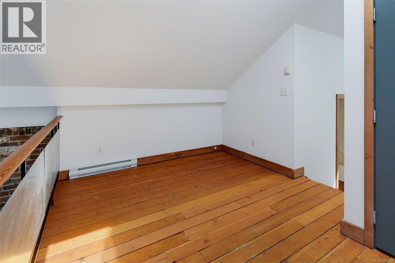 209 588 Pandora Ave Property Photo 38