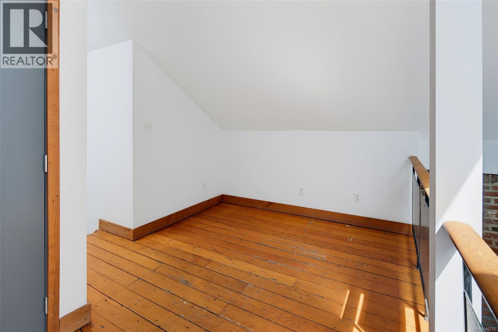 209 588 Pandora Ave Property Photo 40