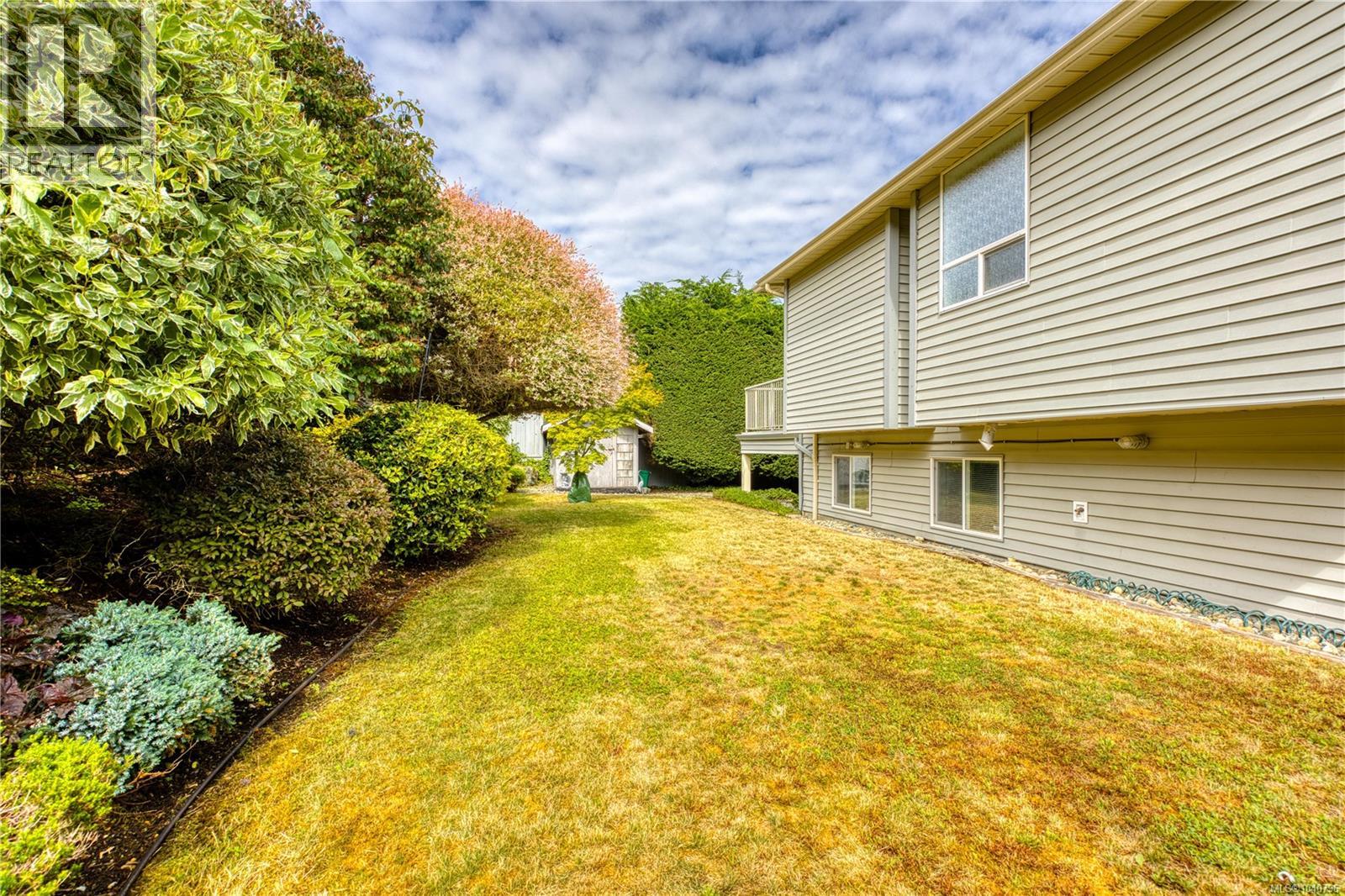 6381 Icarus Dr Property Photo 65