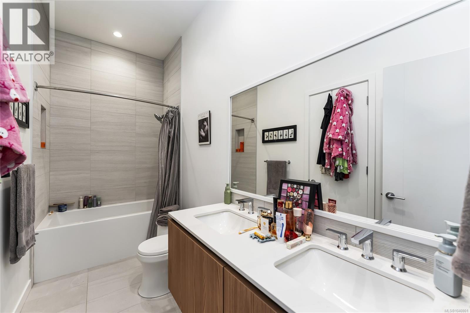 1506 2000 Hannington Rd Property Photo 16