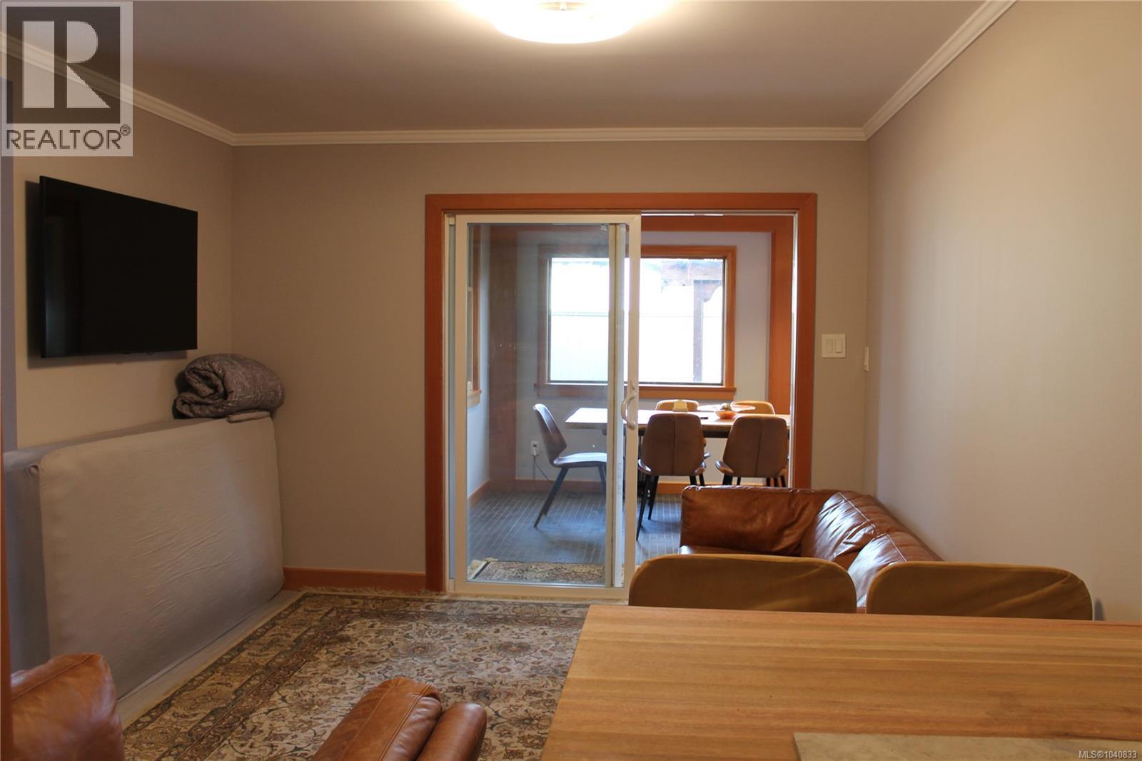 1721 Wilmot Rd Property Photo 30