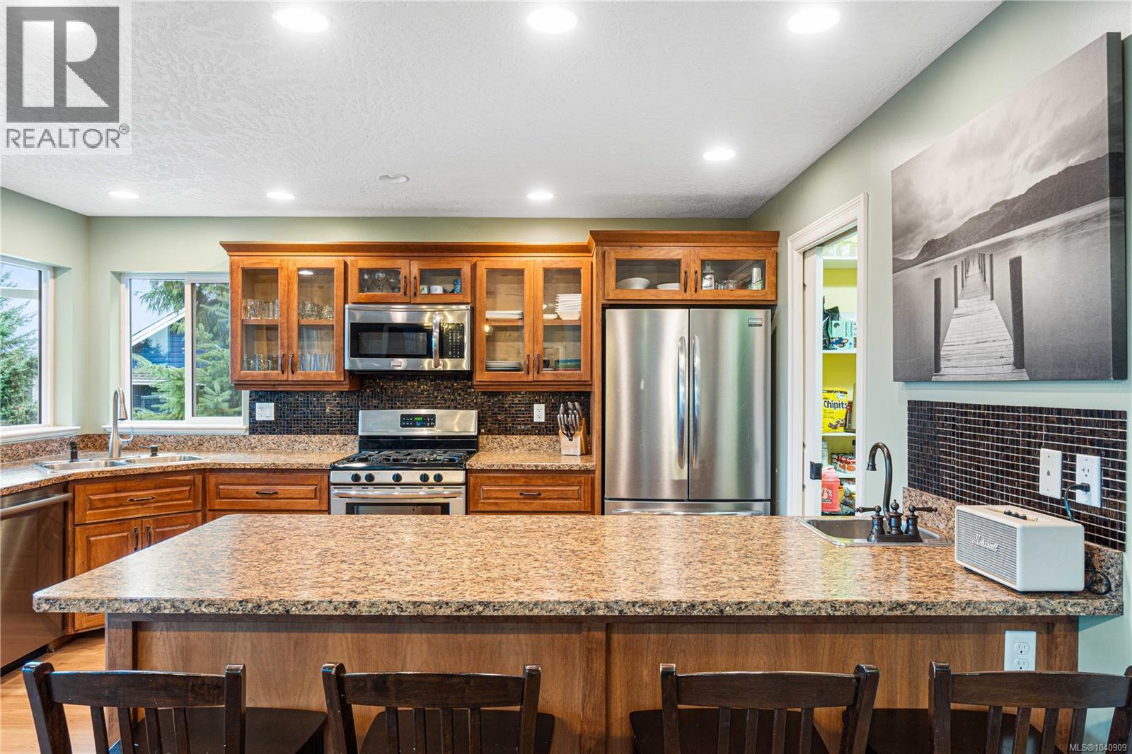 1763 Martini Way Property Photo 10