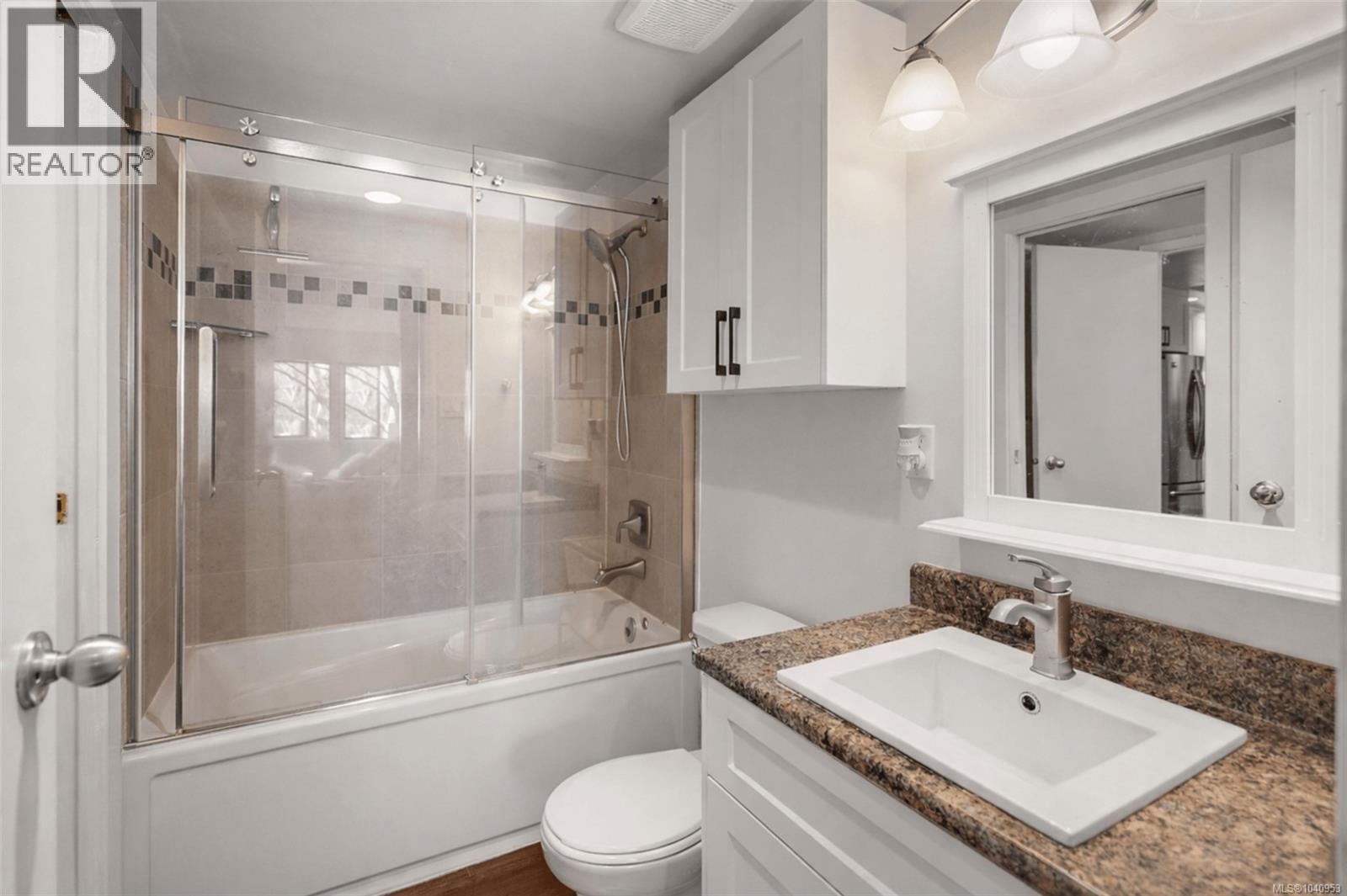 204 1252 Pandora Ave Property Photo 12