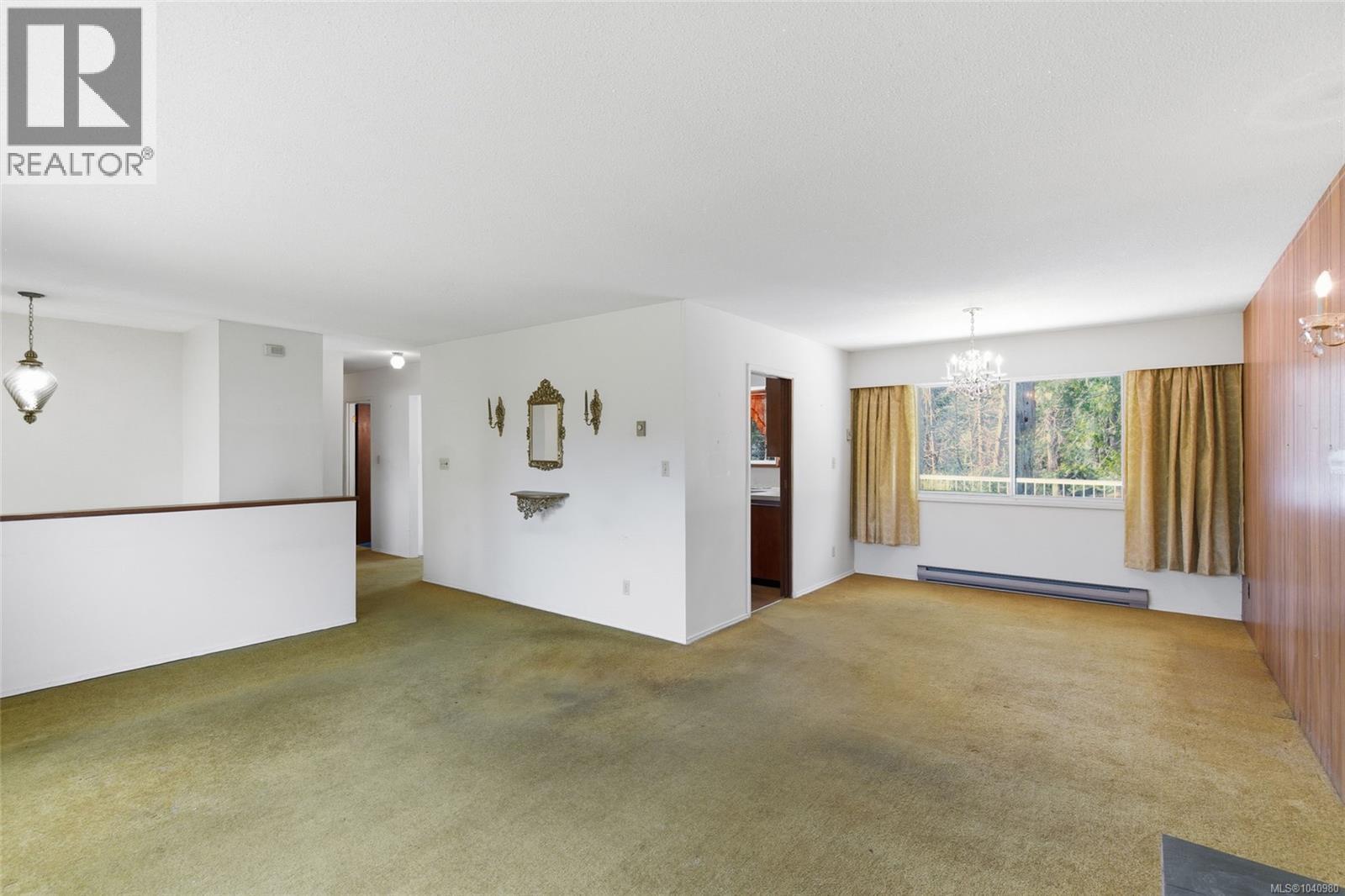 439 Craig St Property Photo 14