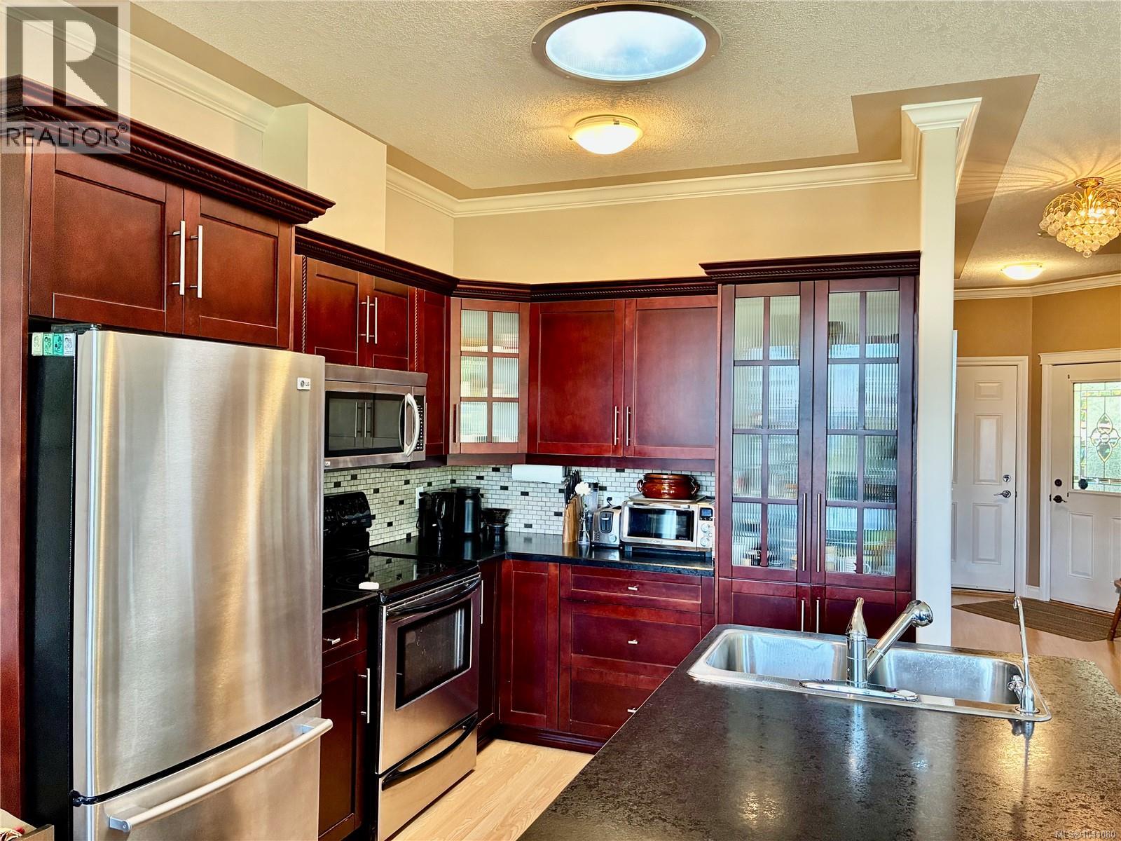 10189 View St Property Photo 4