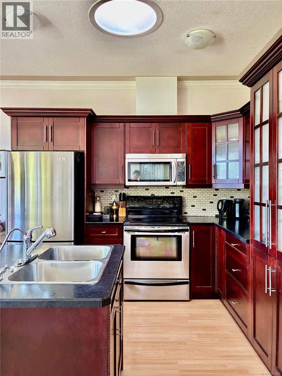 10189 View St Property Photo 7