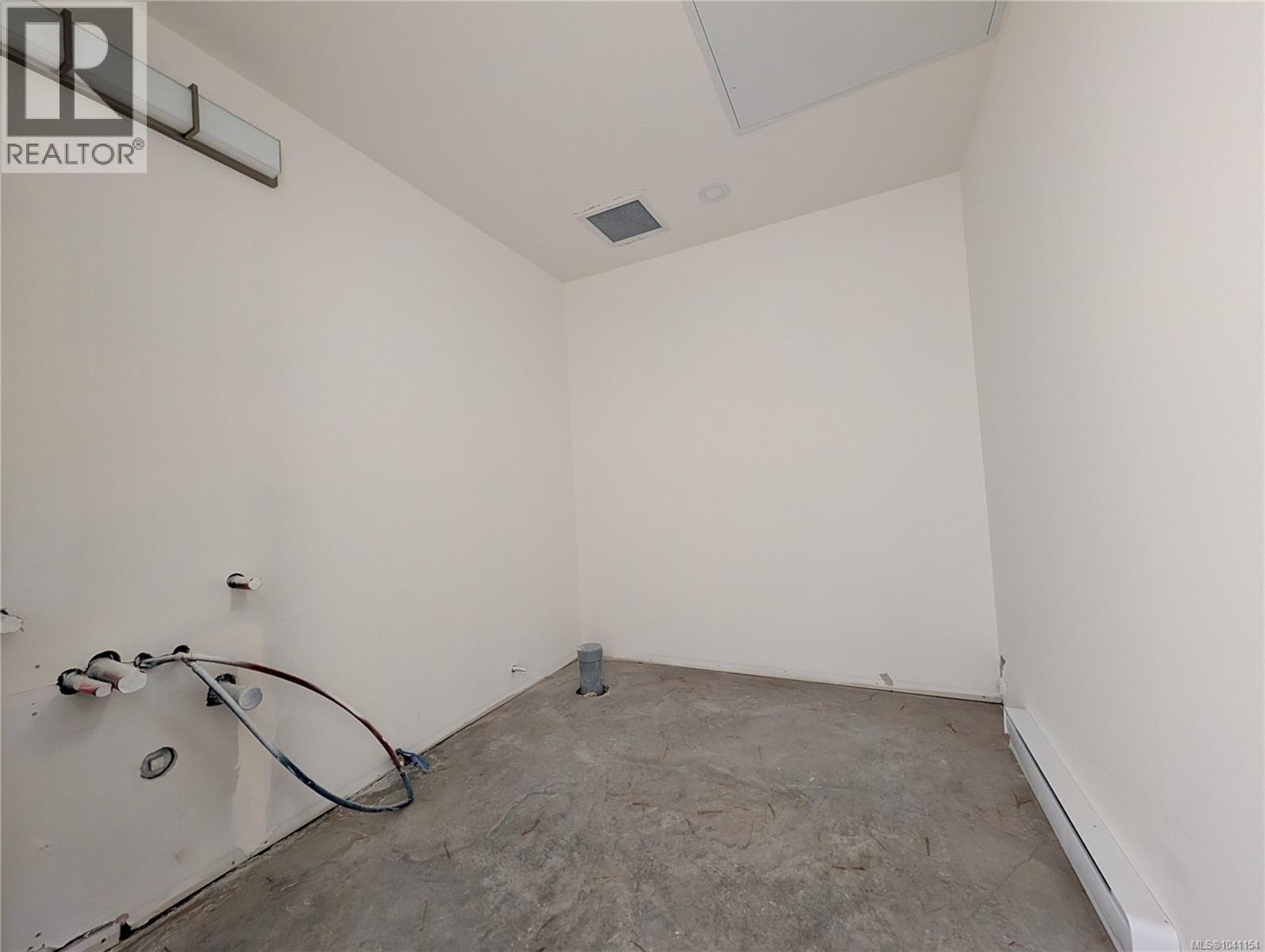 101 2270 Harbour Rd Property Photo 11