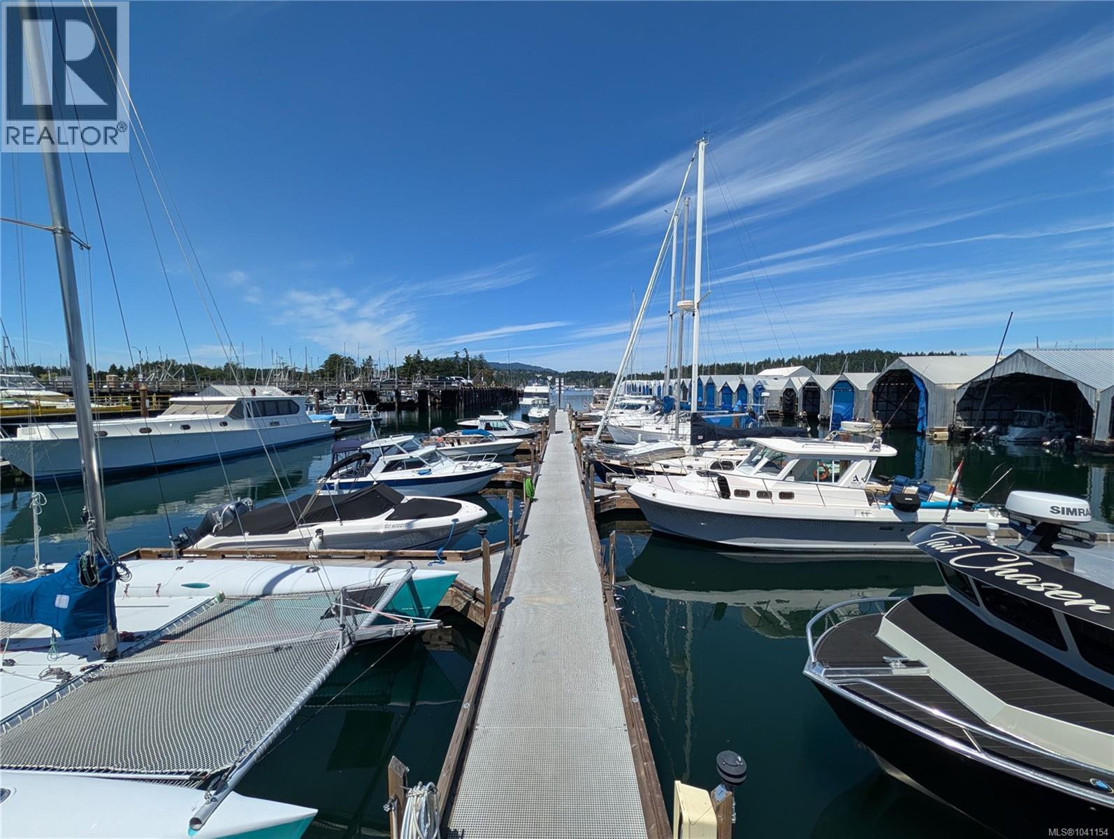 101 2270 Harbour Rd Property Photo 15