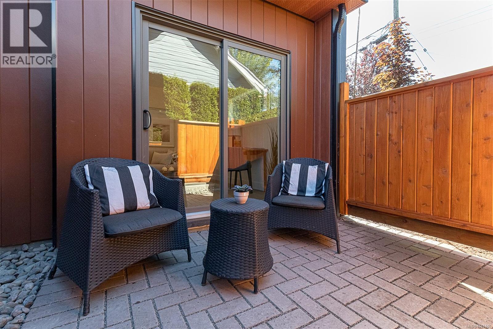 8 10485 Resthaven Dr Property Photo 33