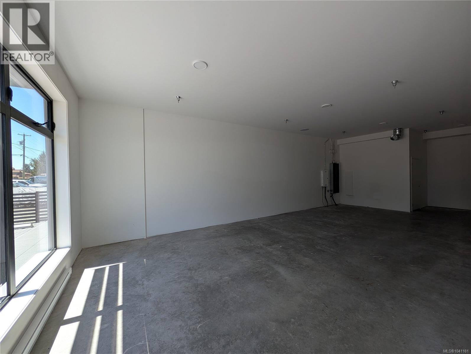 102 2270 Harbour Rd Property Photo 9