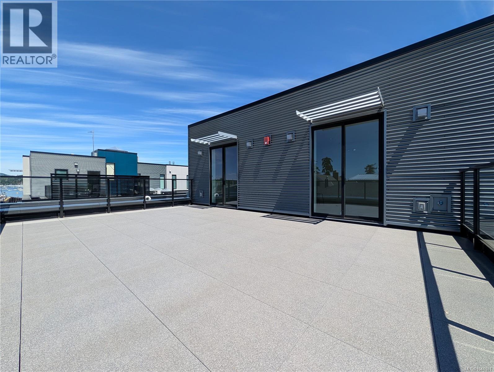 102 2270 Harbour Rd Property Photo 16