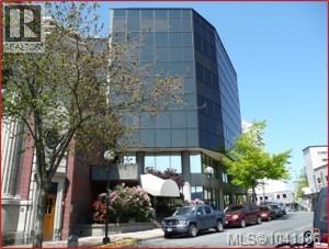 401 17 Church St Property Photo 10