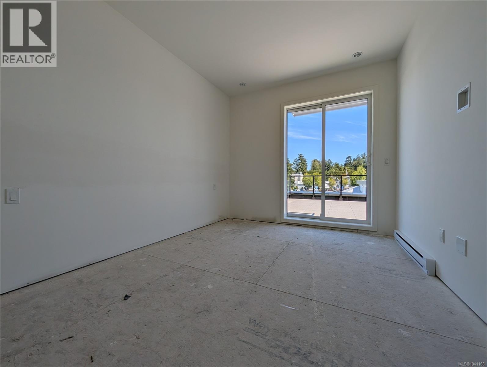 103 2270 Harbour Rd Property Photo 13