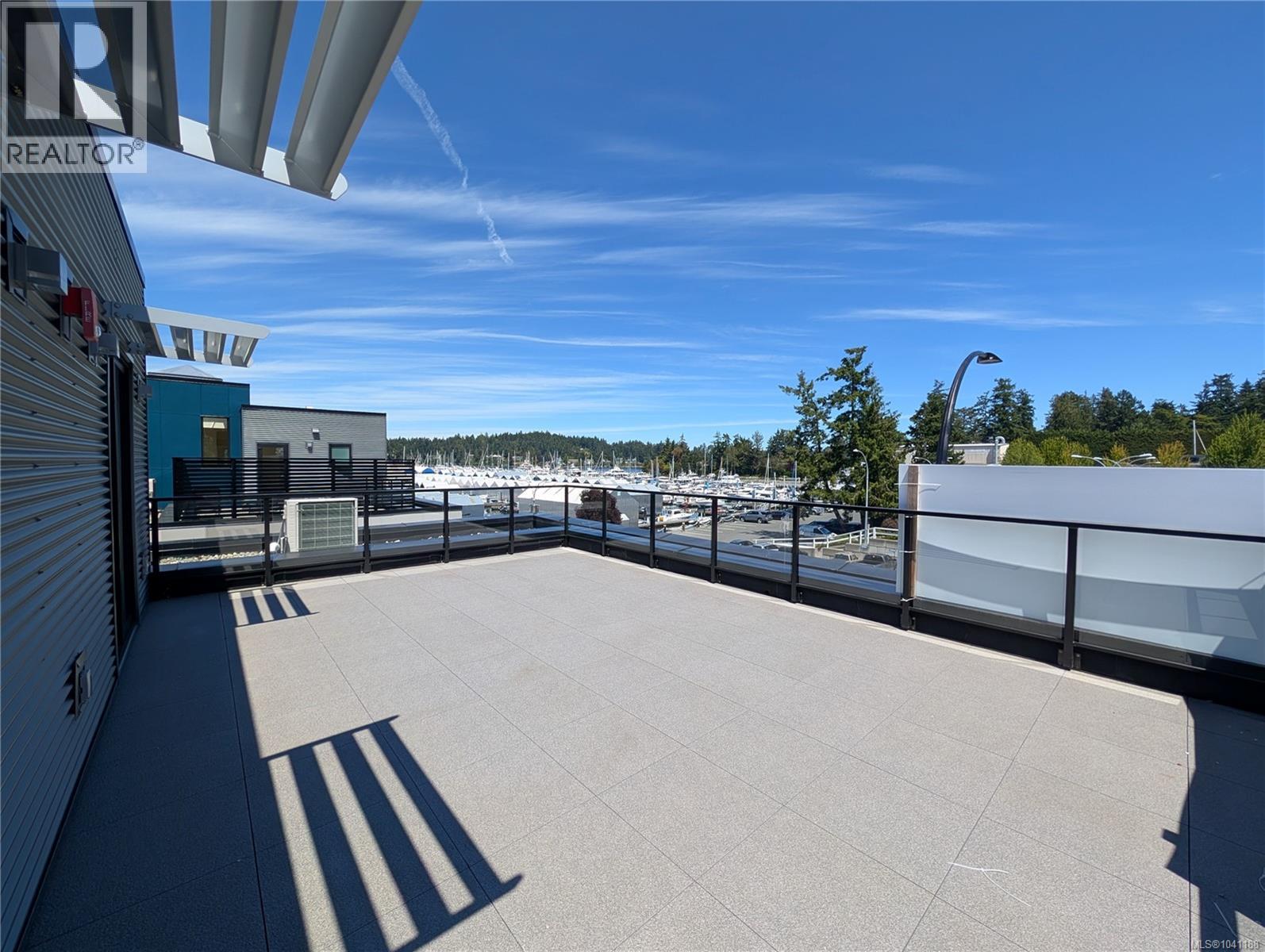 103 2270 Harbour Rd Property Photo 17