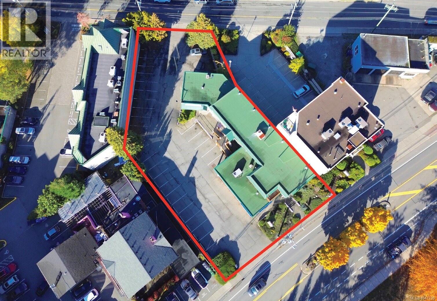 4500 West Saanich Rd Property Photo 1