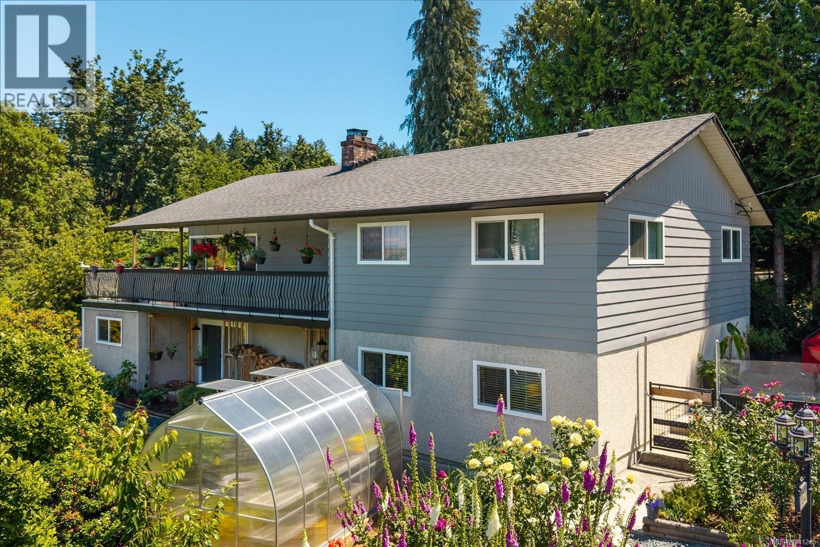 11041 Chemainus Rd Property Photo 1