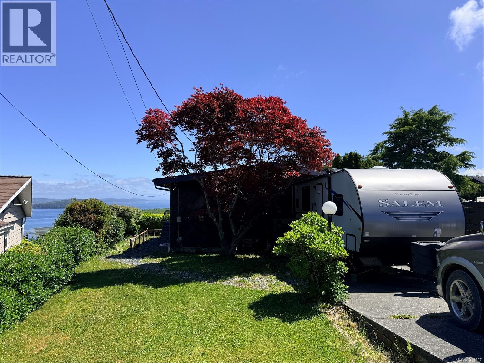 2472 Mountview Rd Property Photo 2