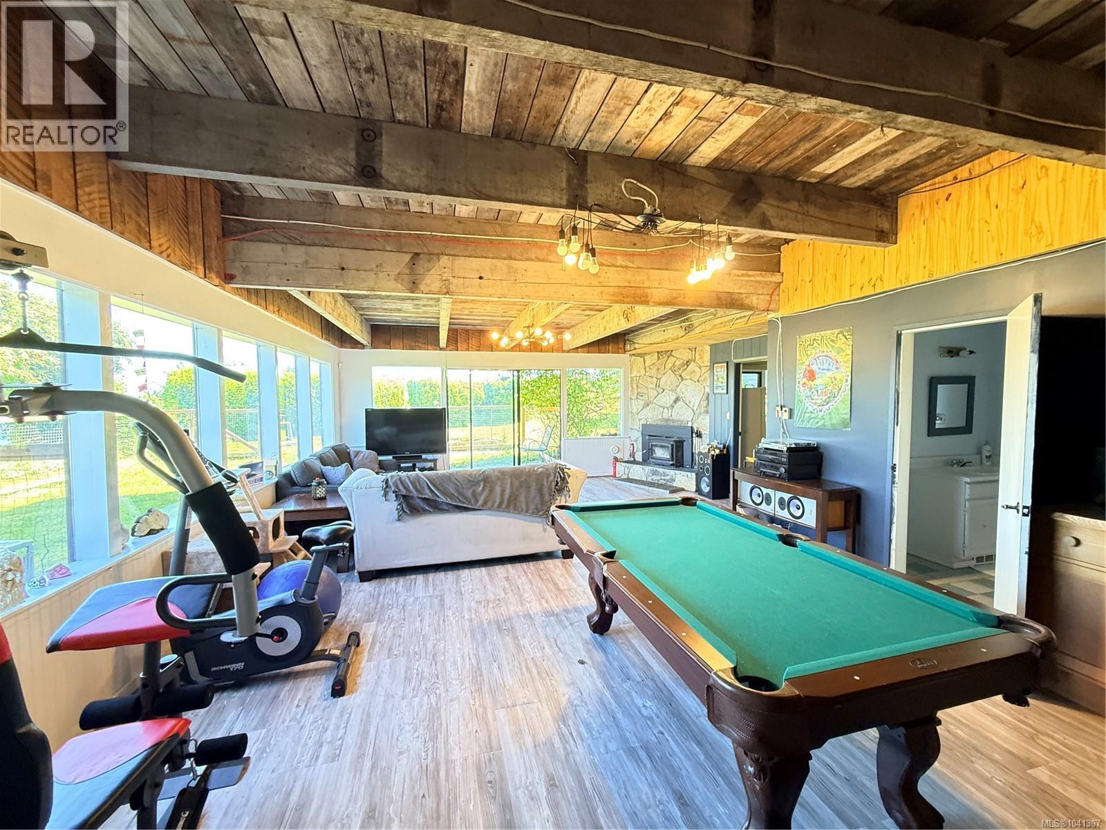 2472 Mountview Rd Property Photo 27