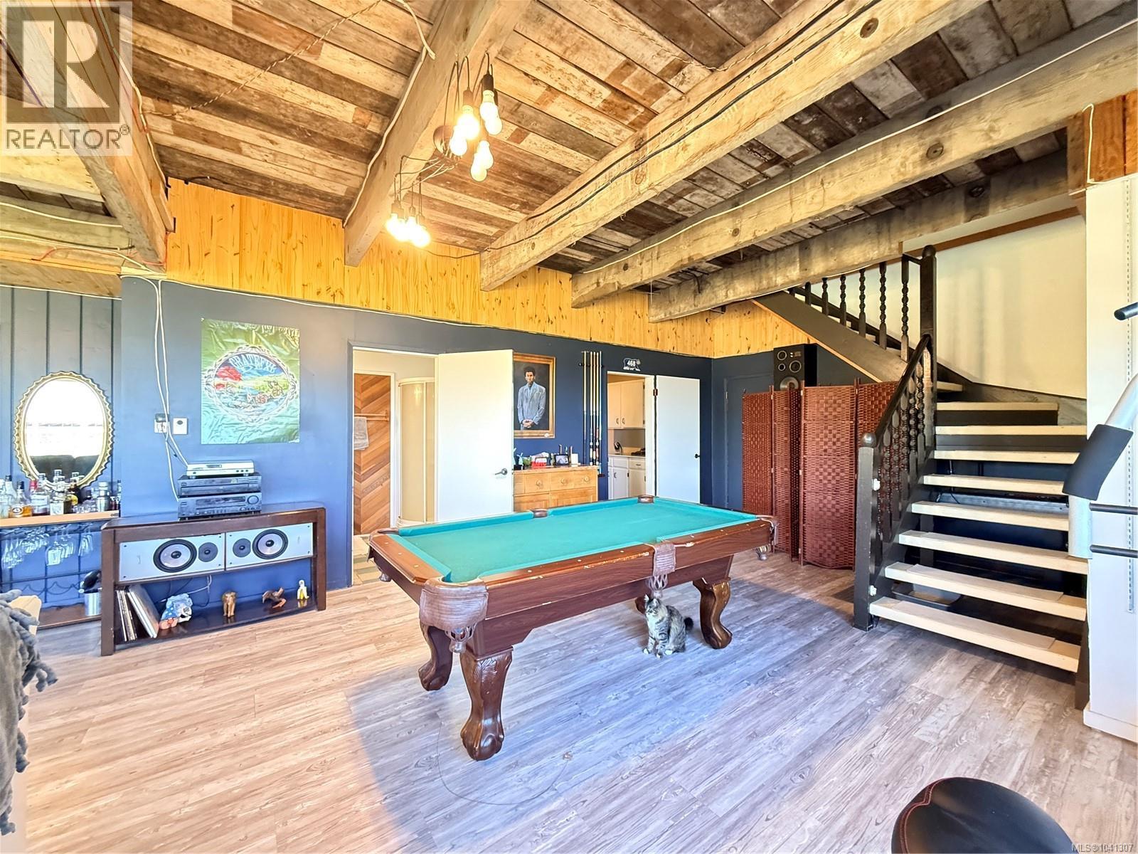 2472 Mountview Rd Property Photo 31