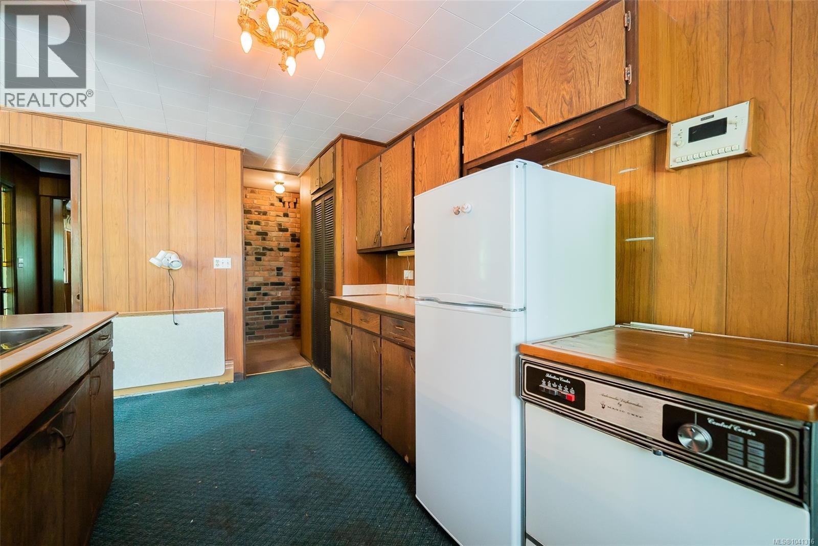 2792 Holden Corso Rd Property Photo 4