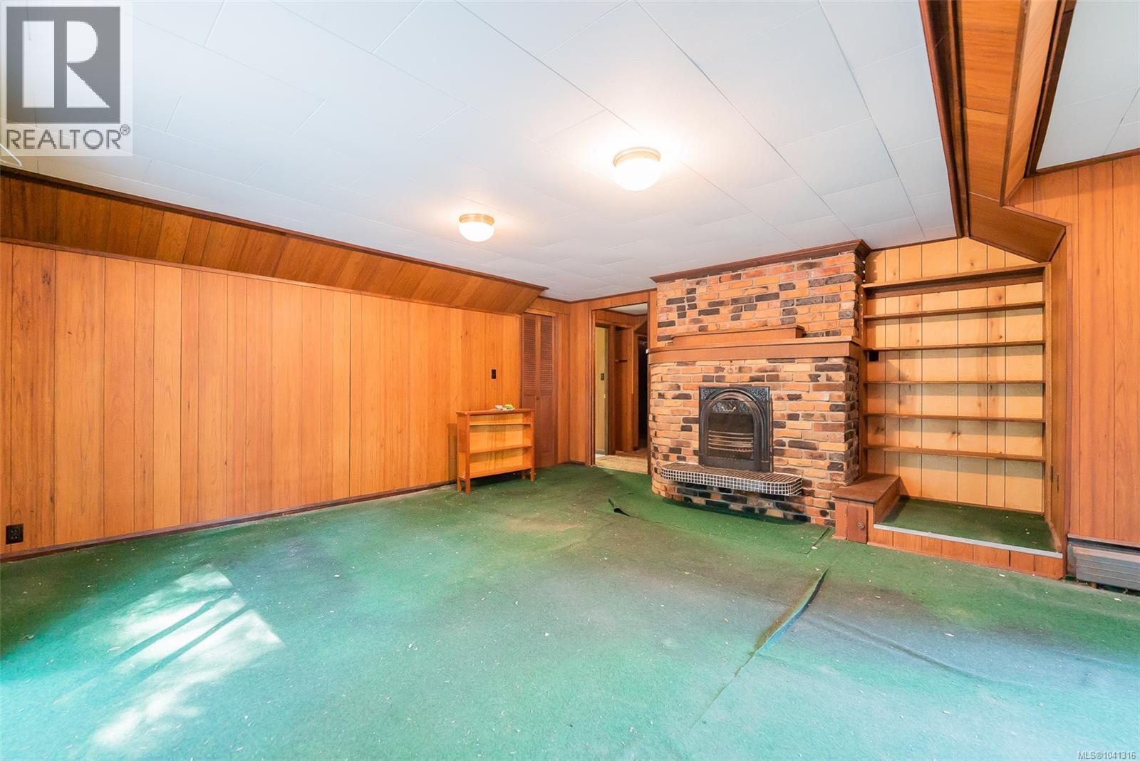 2792 Holden Corso Rd Property Photo 9
