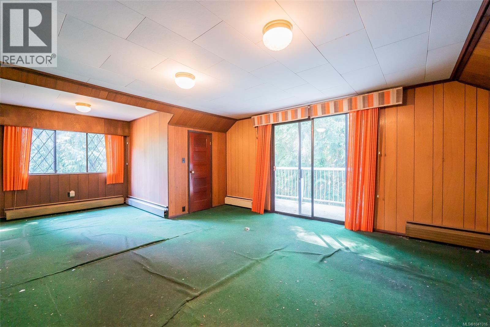 2792 Holden Corso Rd Property Photo 10
