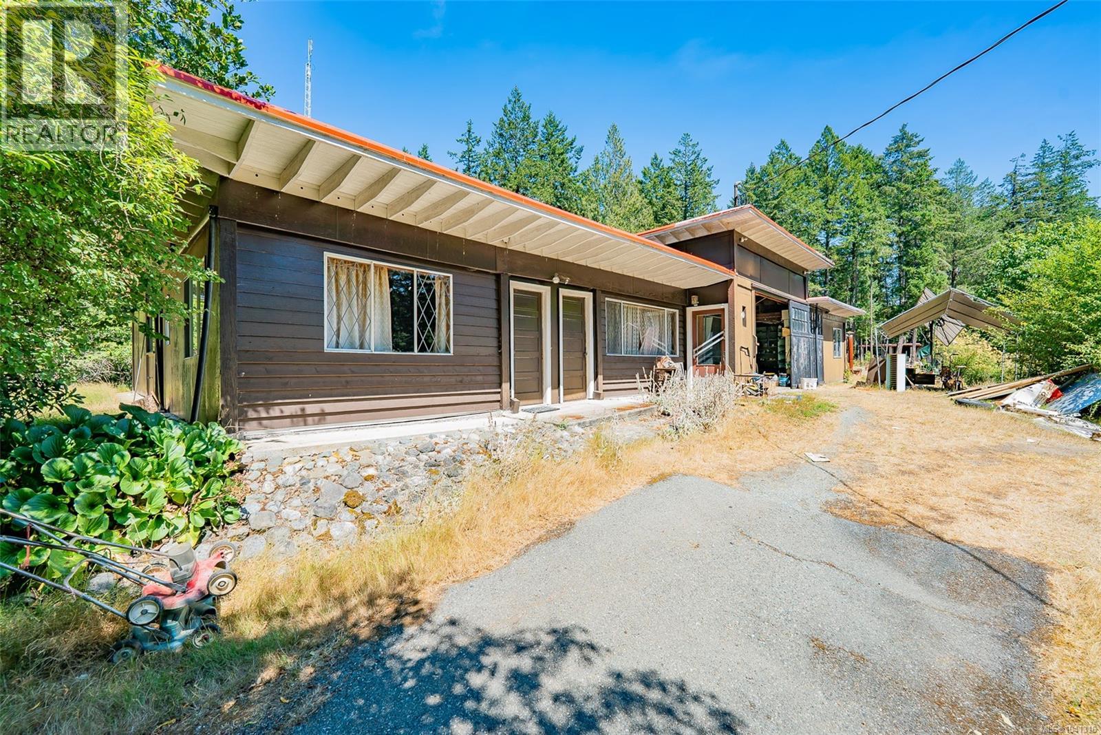 2792 Holden Corso Rd Property Photo 23