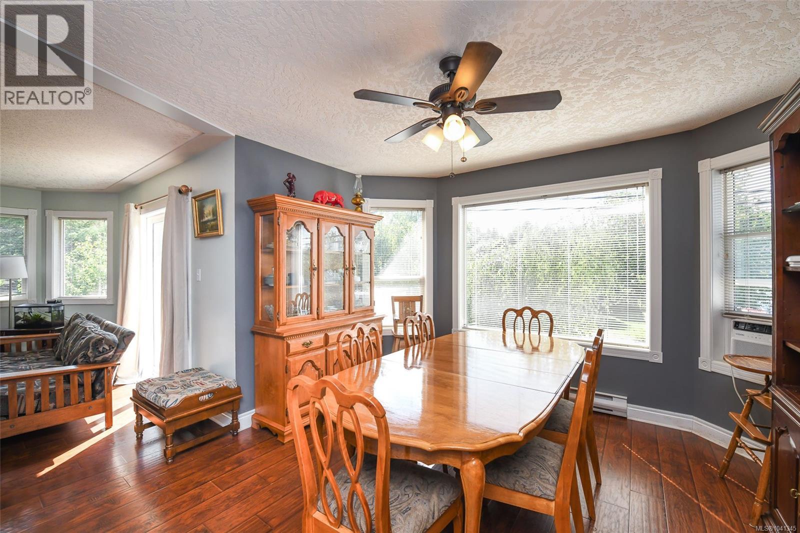 4681 Shetland Pl Property Photo 8