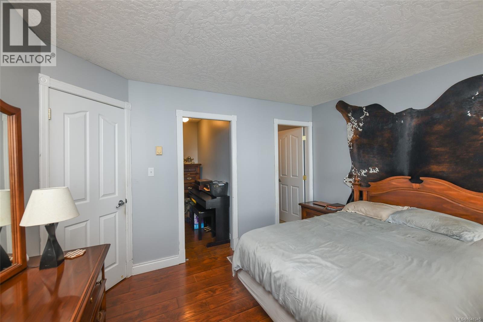 4681 Shetland Pl Property Photo 15