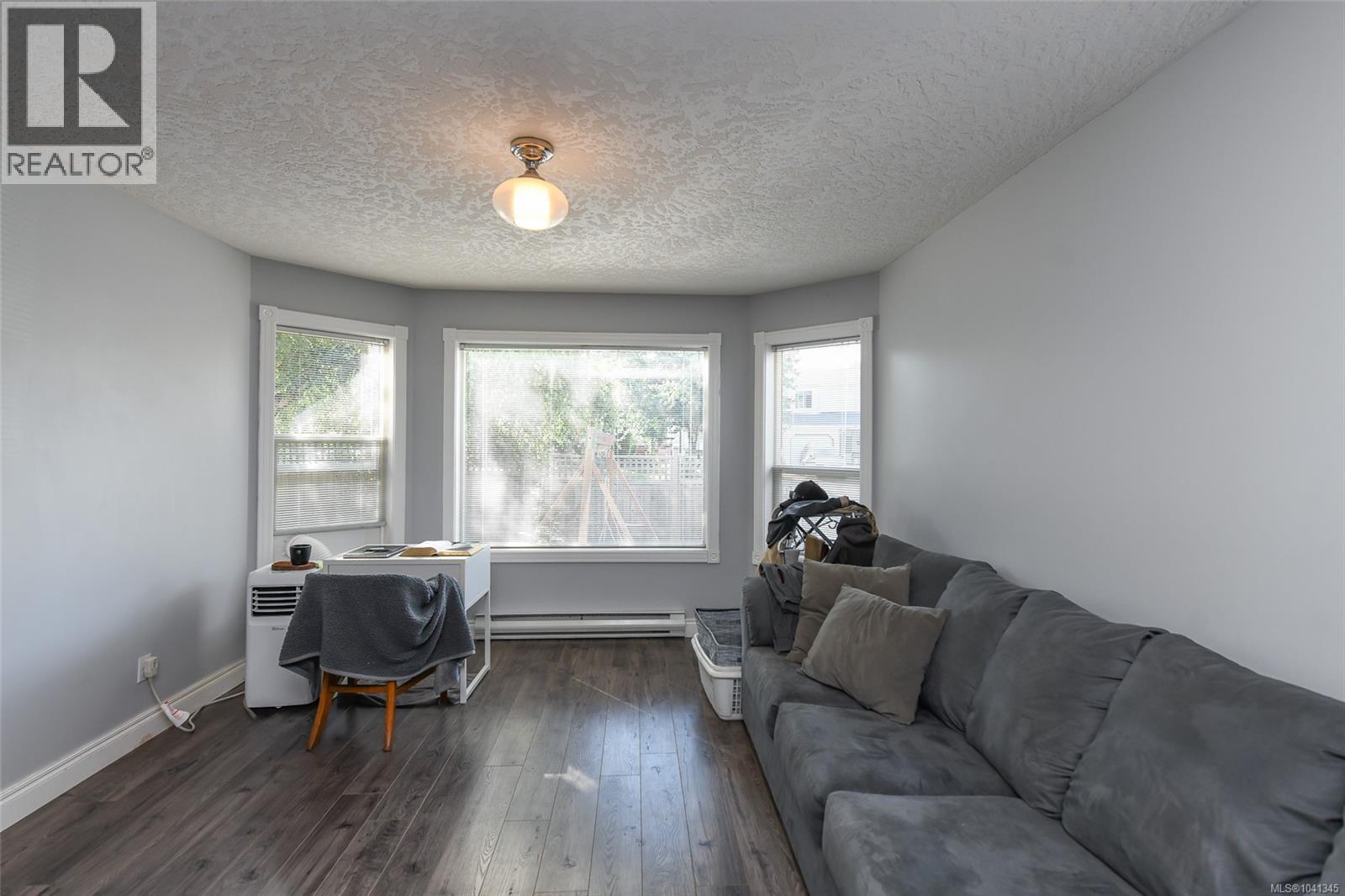 4681 Shetland Pl Property Photo 24