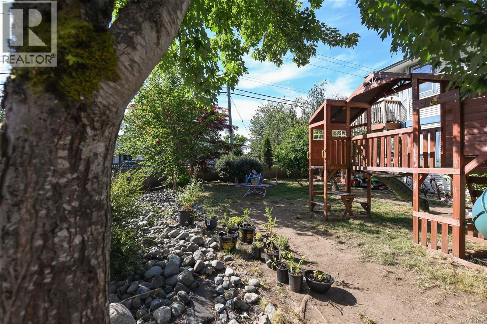 4681 Shetland Pl Property Photo 29