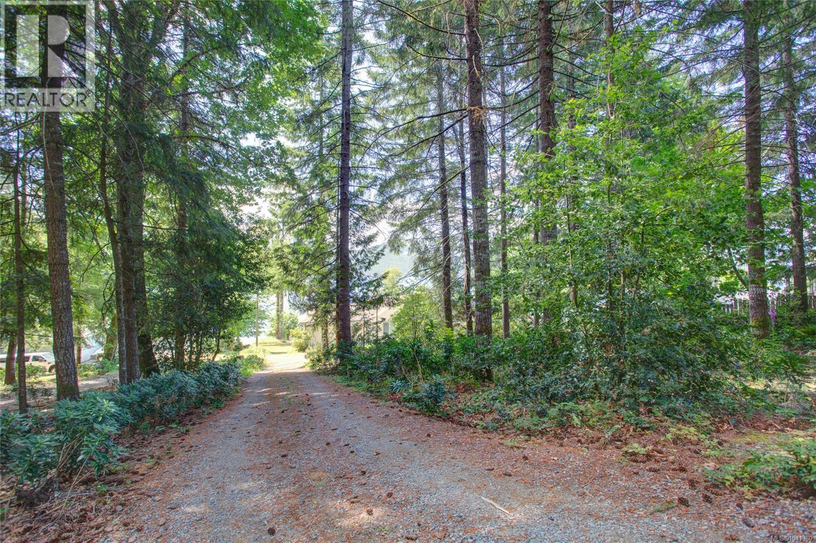 10164 Youbou Rd Property Photo 31