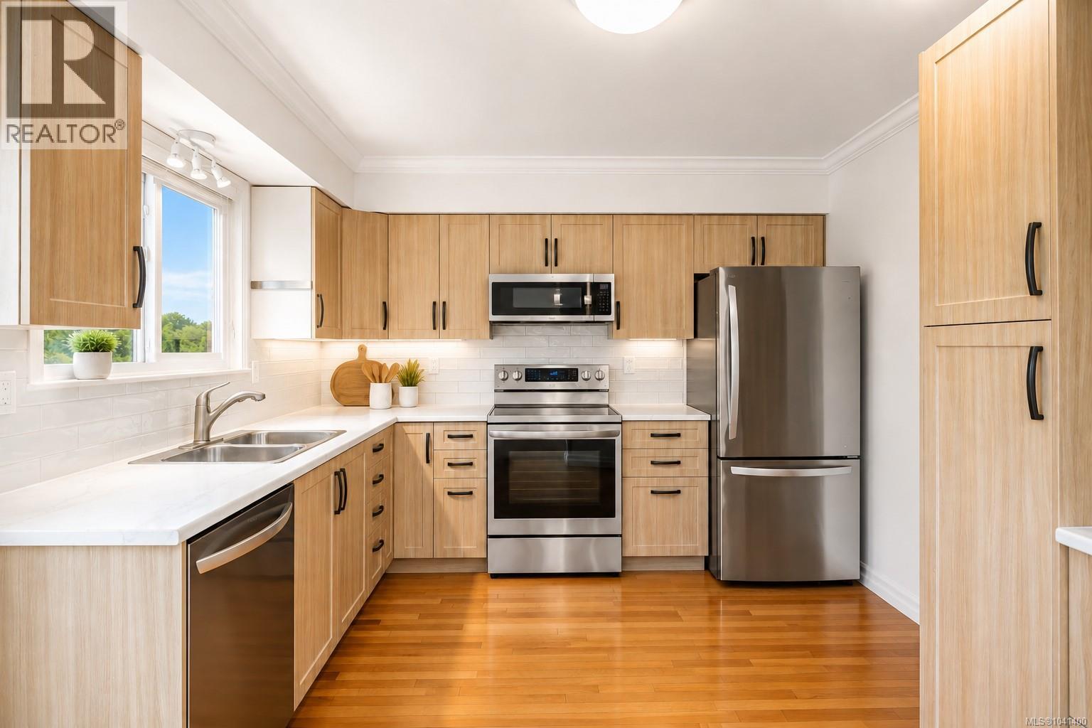 4379 Shelbourne St Property Photo 11