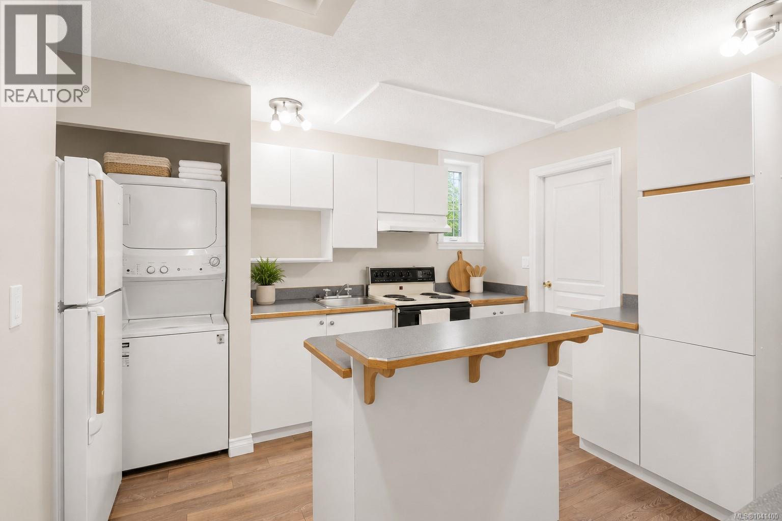 4379 Shelbourne St Property Photo 26