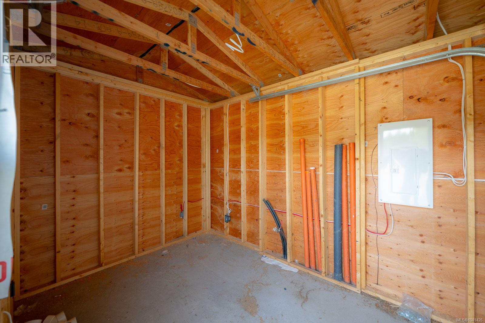 11258 Pine St Property Photo 9