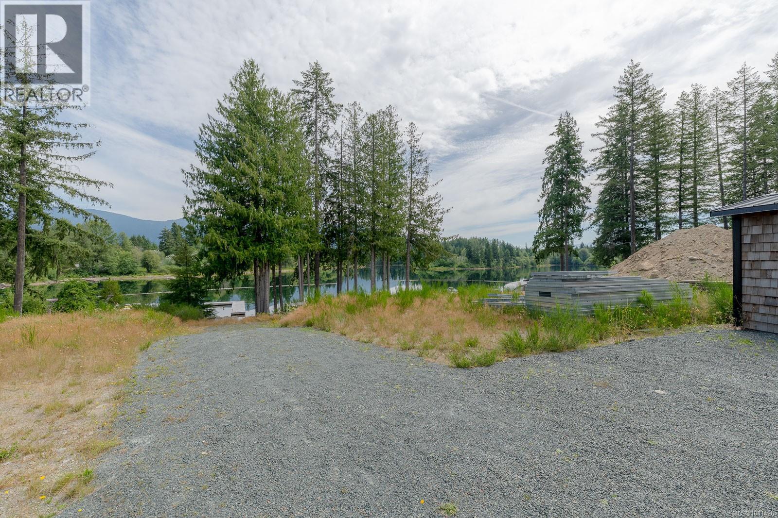 11258 Pine St Property Photo 10