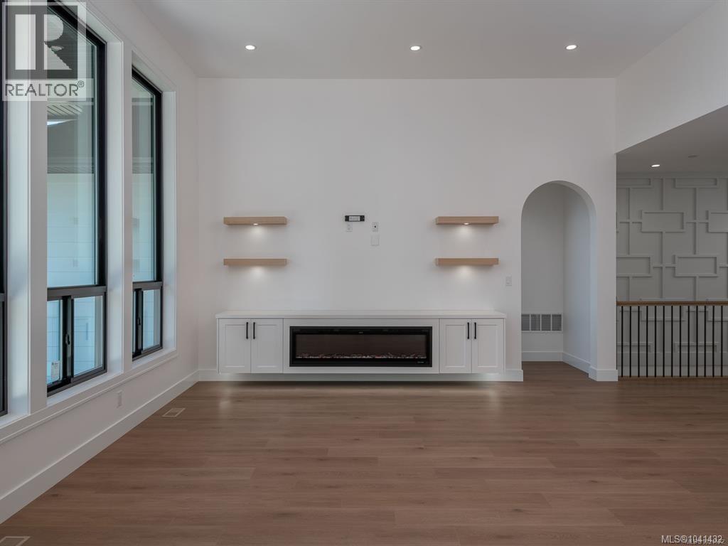 120 Hawk Point Rd Property Photo 15