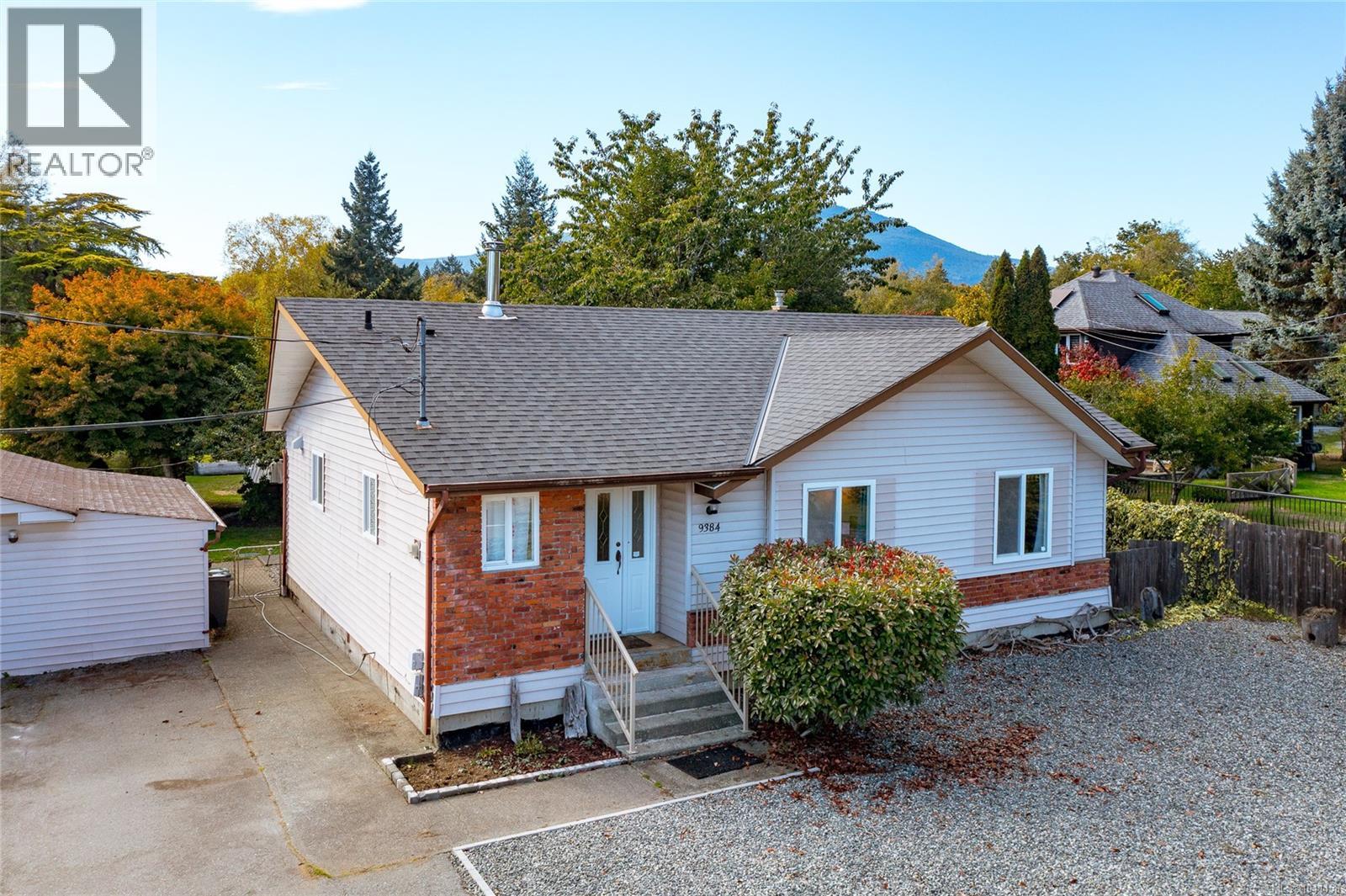 9384 Chemainus Rd Property Photo 6