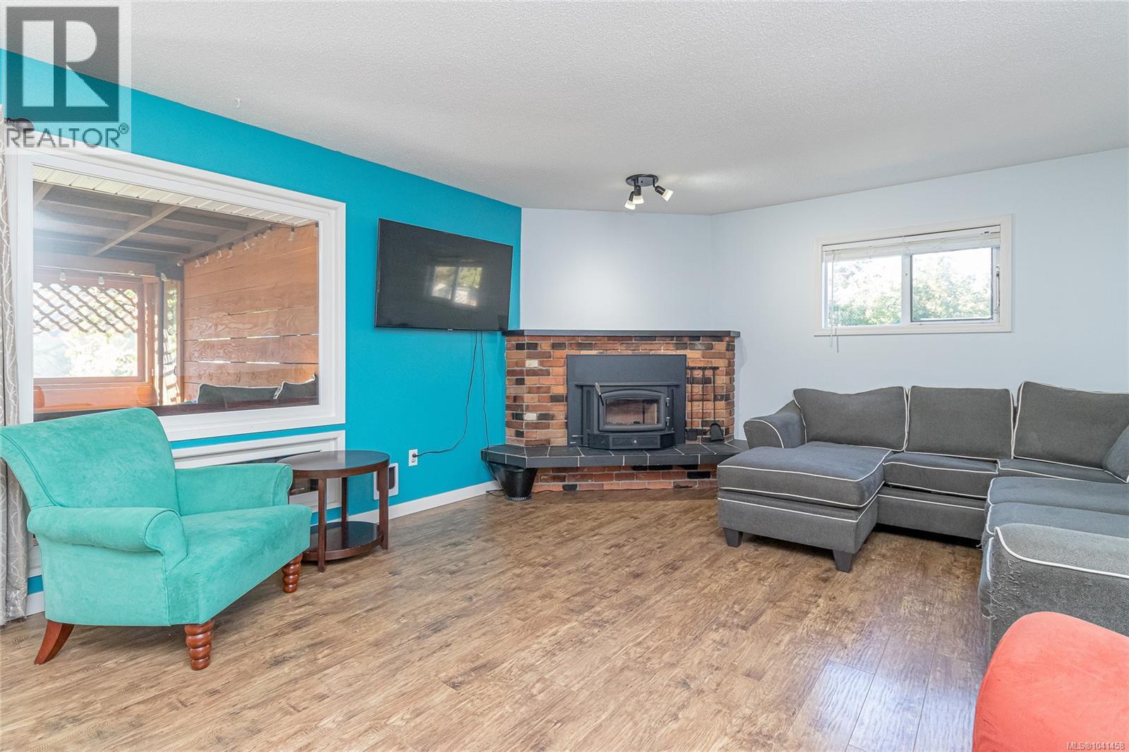 9384 Chemainus Rd Property Photo 12