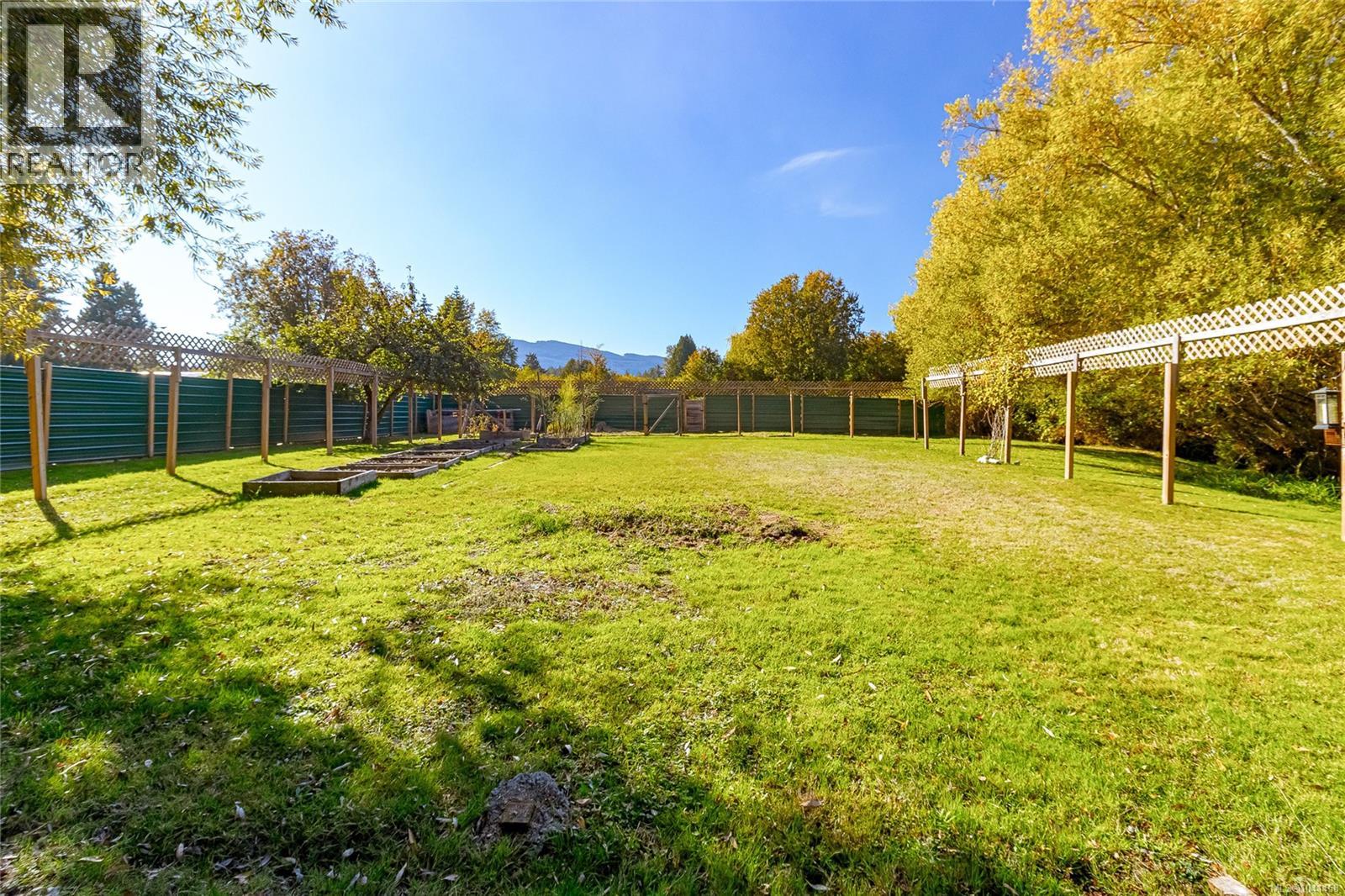 9384 Chemainus Rd Property Photo 40