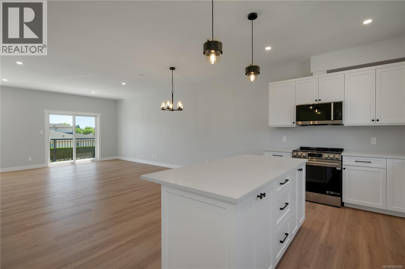 2022b Galerno Rd Property Photo 8